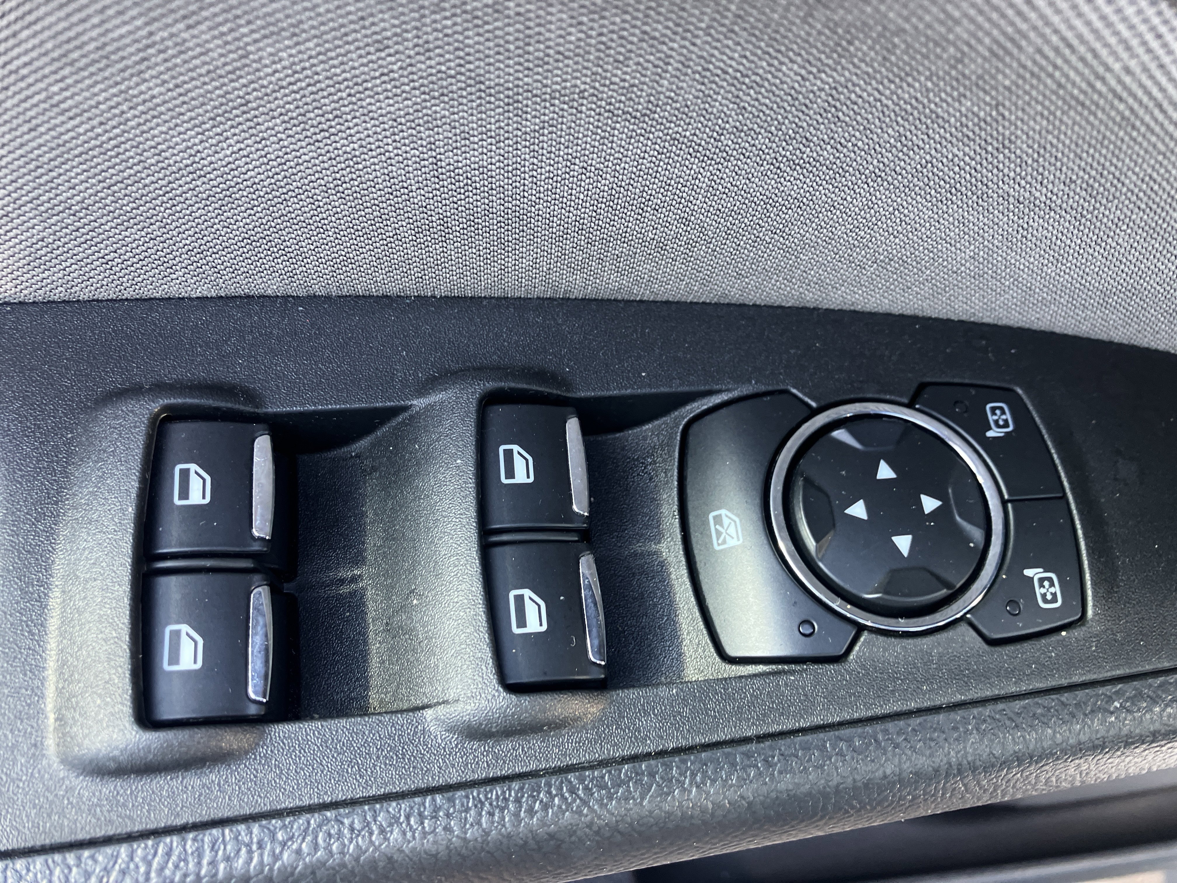 Used 2020 Ford Fusion S image 17