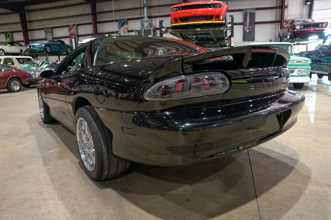 Used 1994 Chevrolet Camaro Z28 RWD image 6