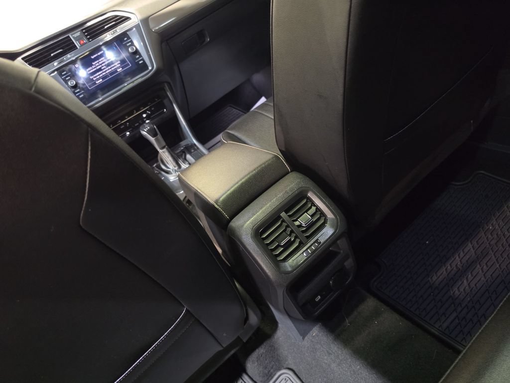 Used 2022 Volkswagen Tiguan SE FWD image 22