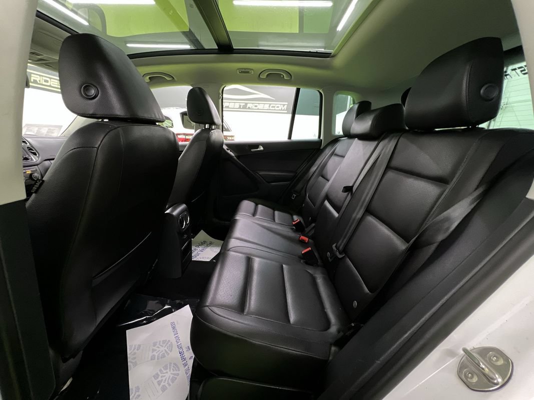 Used 2017 Volkswagen Tiguan Wolfsburg Edition AWD/4WD image 27