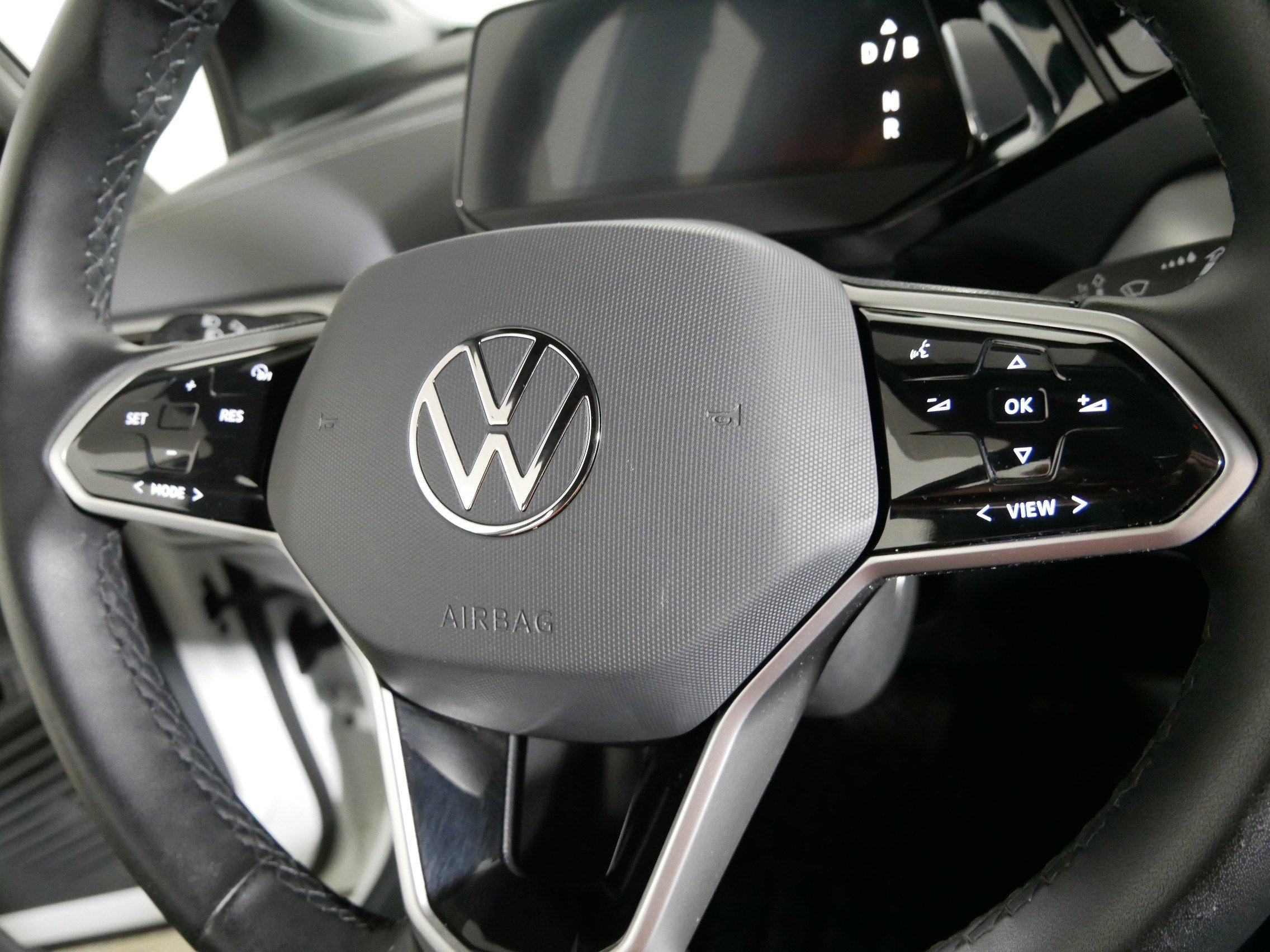 Certified 2023 Volkswagen ID.4 Pro S Plus AWD/4WD image 25