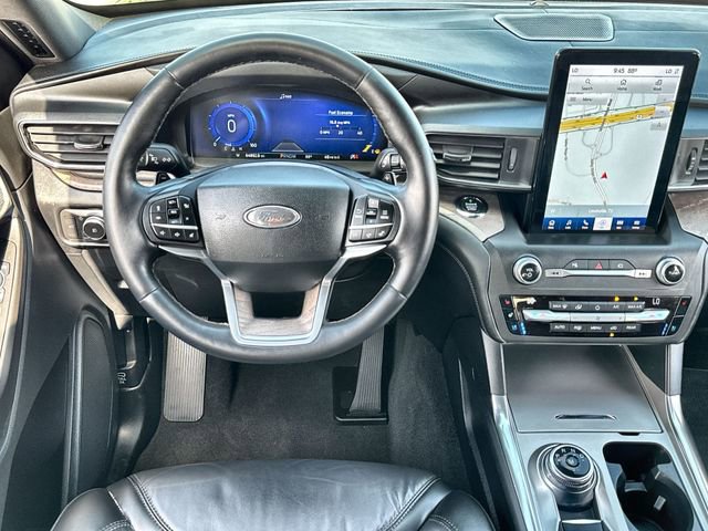 Certified 2020 Ford Explorer Platinum w/ Premium Technology Package AWD/4WD image 14