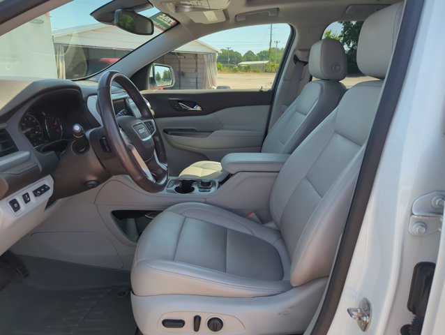 Used 2021 GMC Acadia SLT w/ Technology Package AWD/4WD image 14