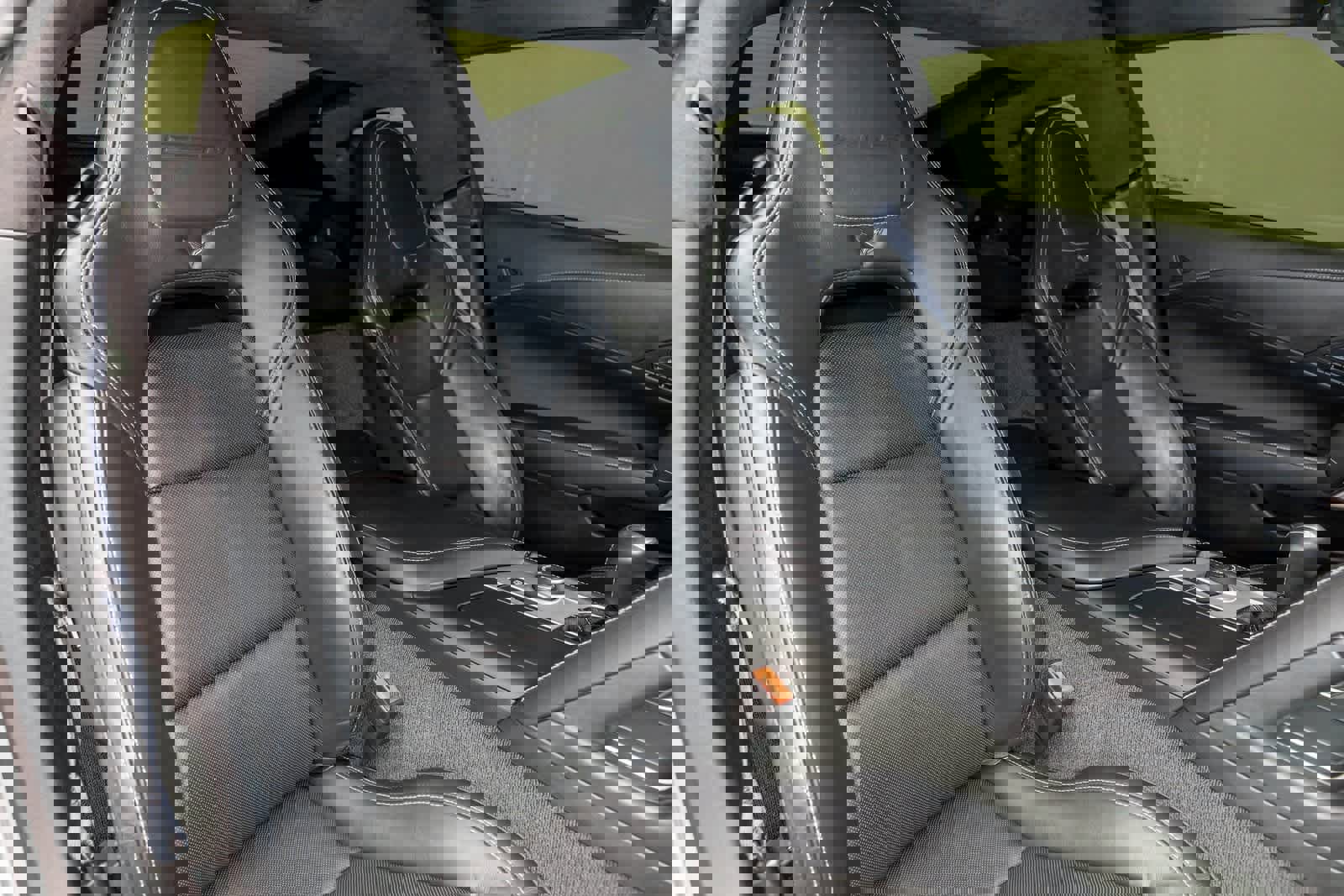 Used 2015 Chevrolet Corvette Z06 w/ 3LZ Preferred Equipment Group image 13