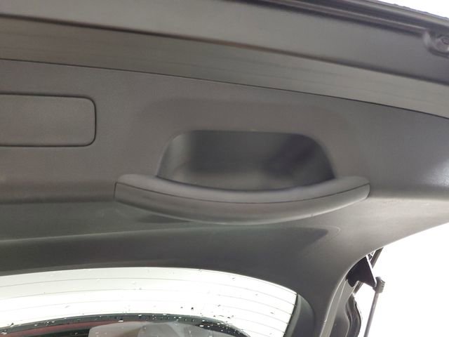 Used 2023 Kia Sorento S image 8