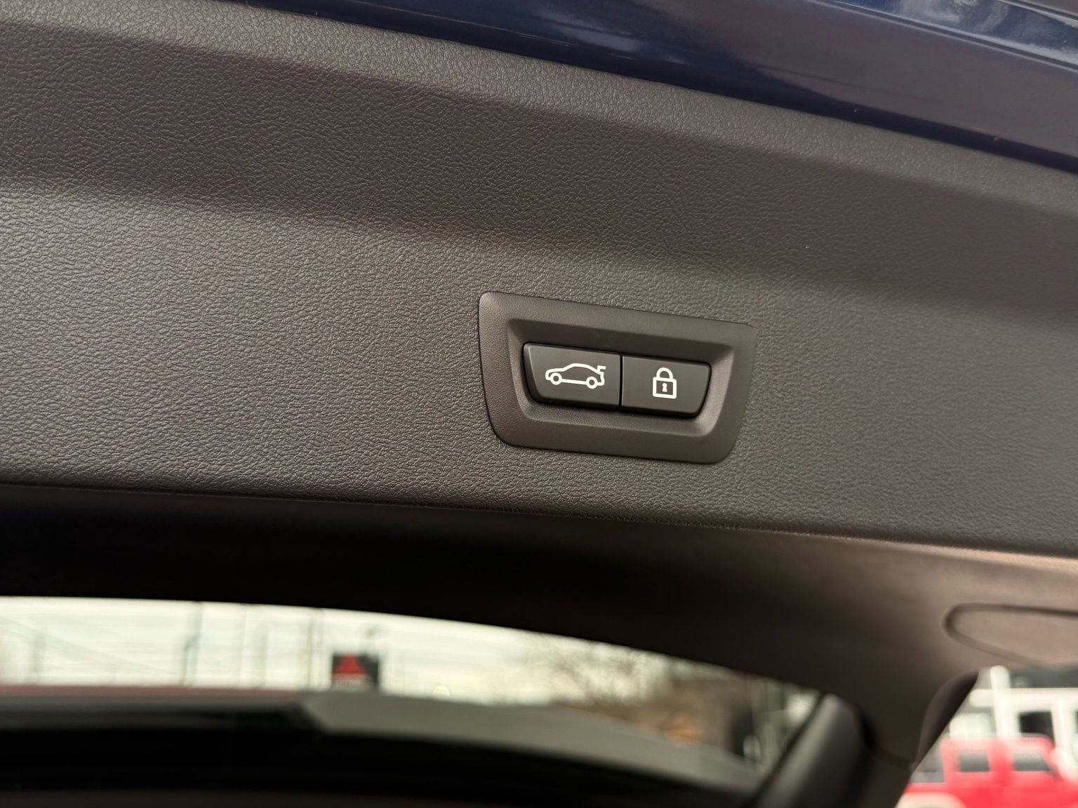 Used 2023 BMW X3 xDrive30i w/ Premium Package image 39