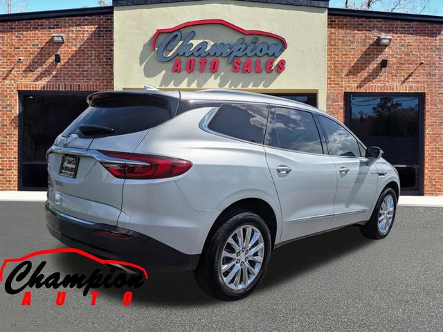 Used 2021 Buick Enclave Essence w/ Sound and Sites Package image 4