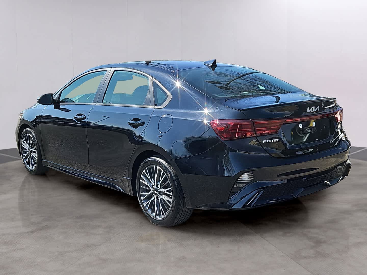 Used 2023 Kia Forte GT-Line FWD image 6