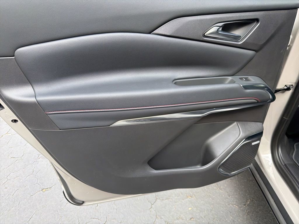 New 2026 Chevrolet Traverse Z71 w/ Enhanced Driving Package image 10