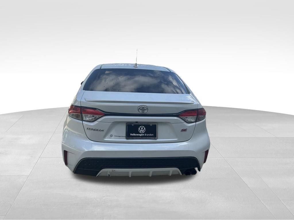 Used 2022 Toyota Corolla SE image 4