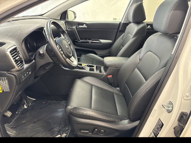 Used 2022 Kia Sportage EX AWD/4WD image 10