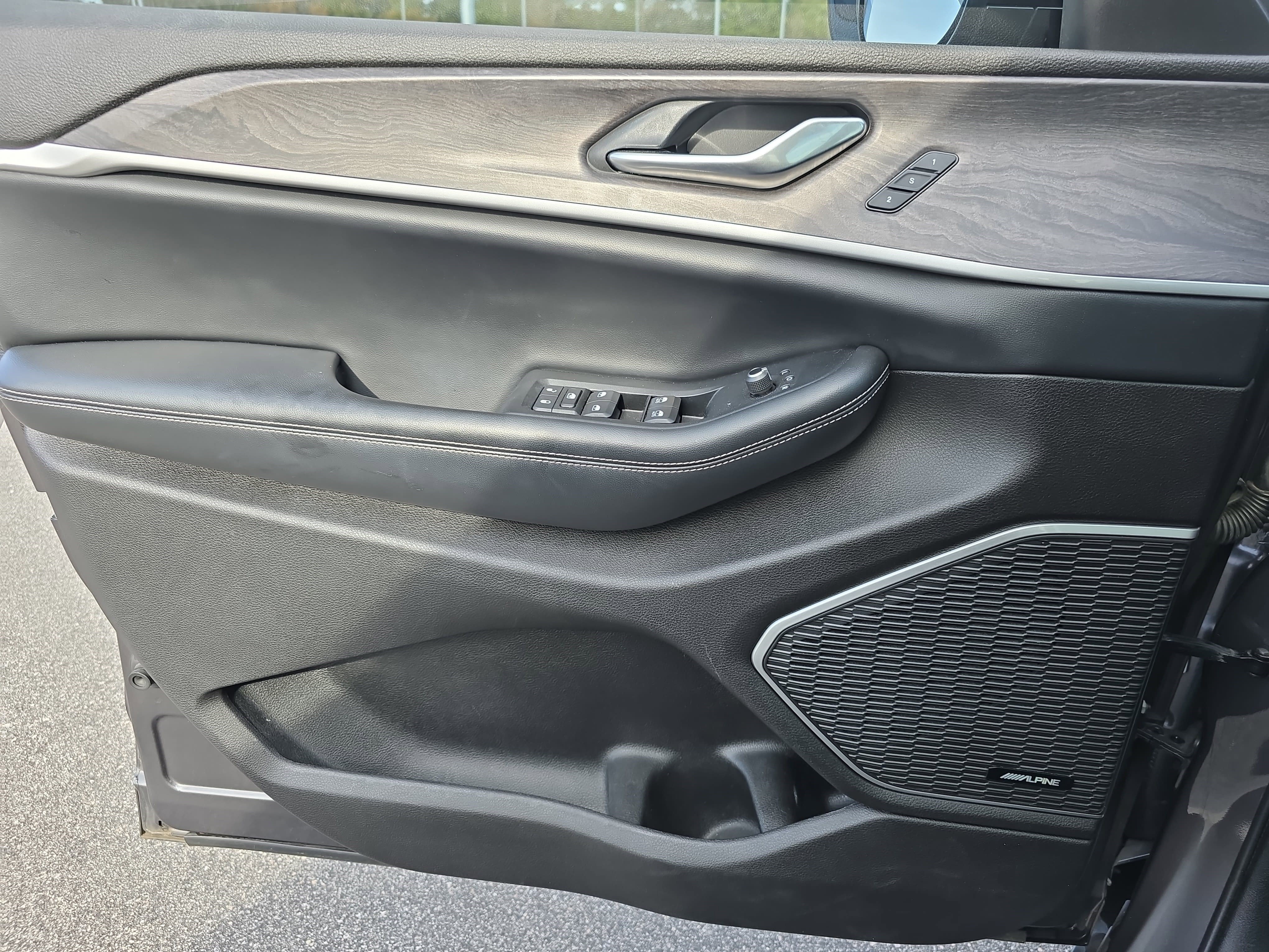 Used 2022 Jeep Grand Cherokee L Limited image 26