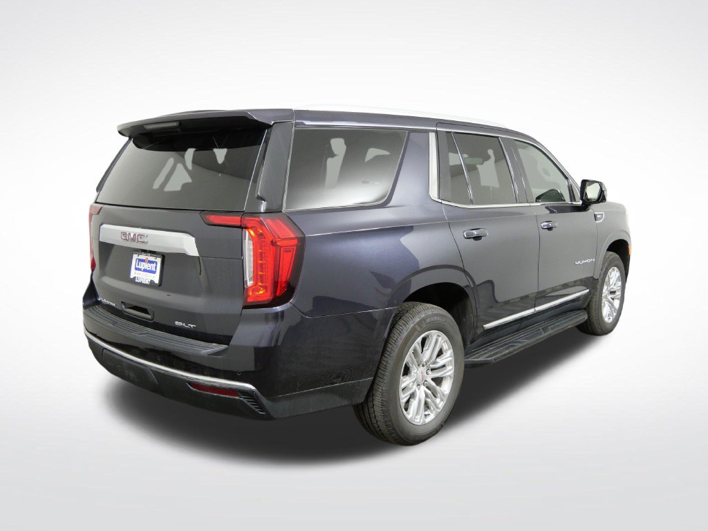Used 2023 GMC Yukon SLT w/ SLT Premium Package AWD/4WD image 3
