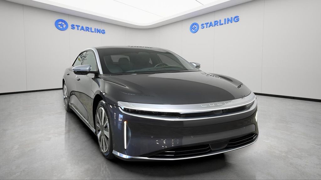 Used 2023 Lucid Air Grand Touring image 14