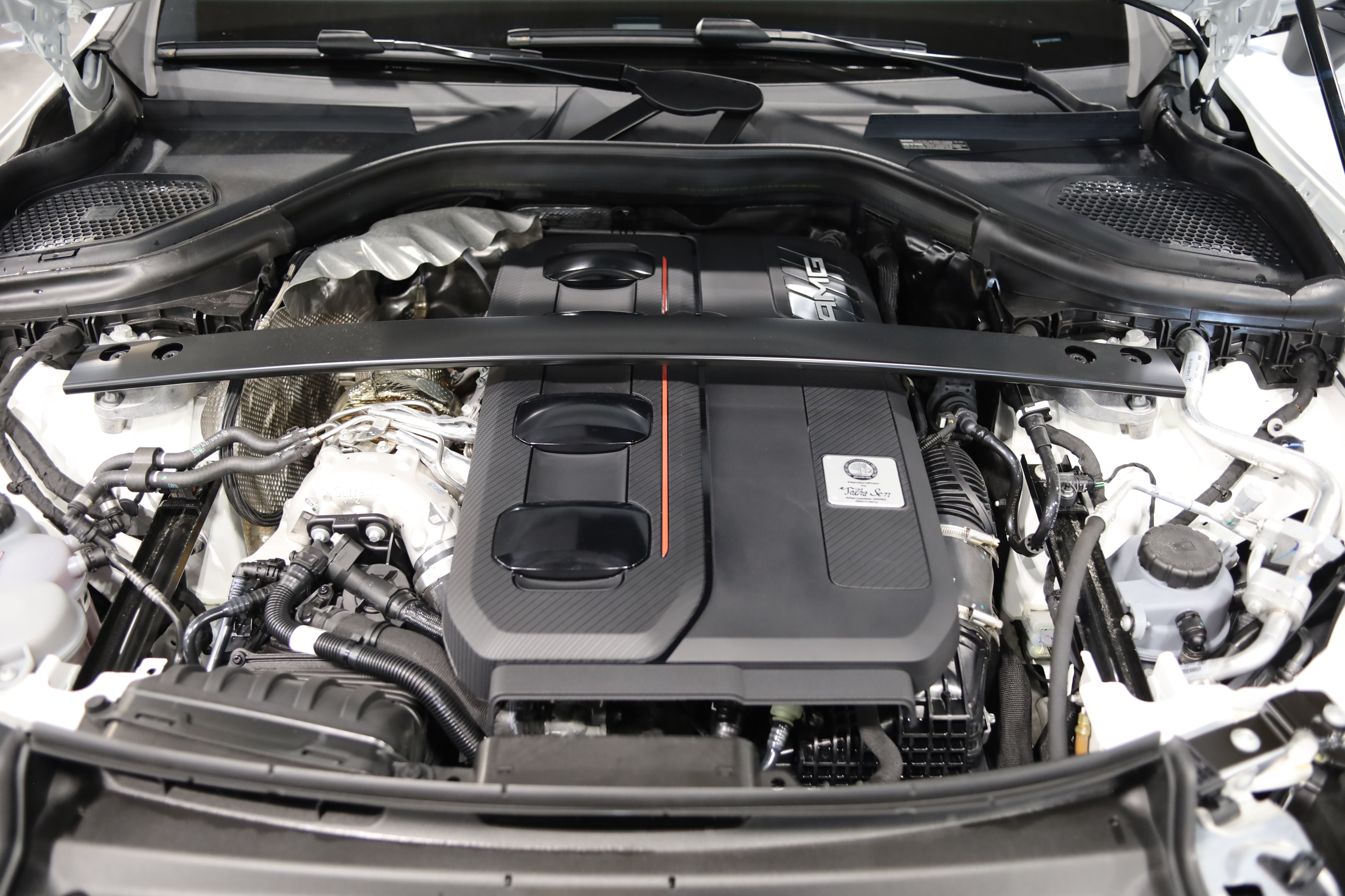 Used 2025 Mercedes-Benz GLC 63 AMG S w/ Driver Assistance Package image 41