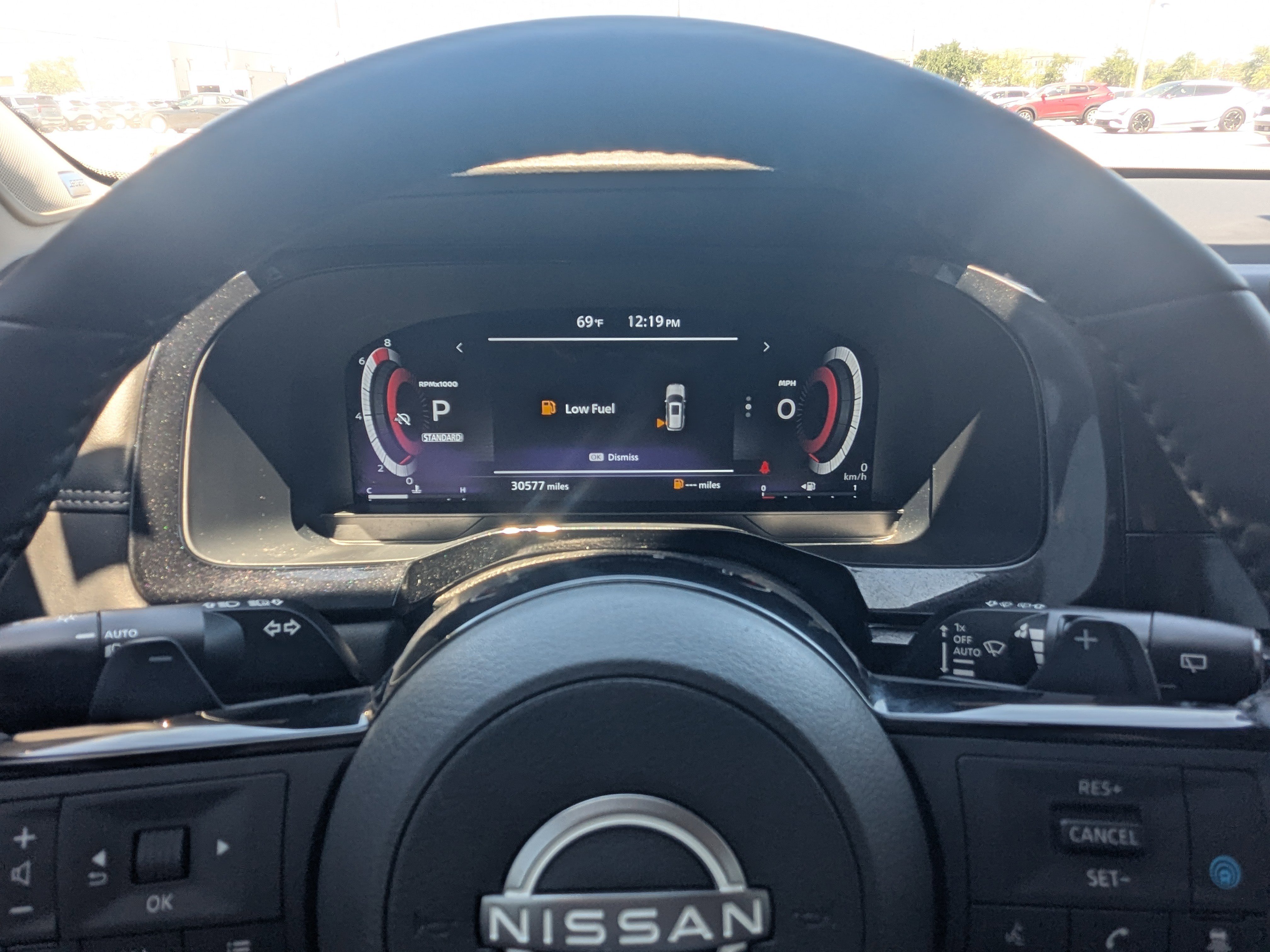 Used 2024 Nissan Pathfinder Platinum FWD image 38