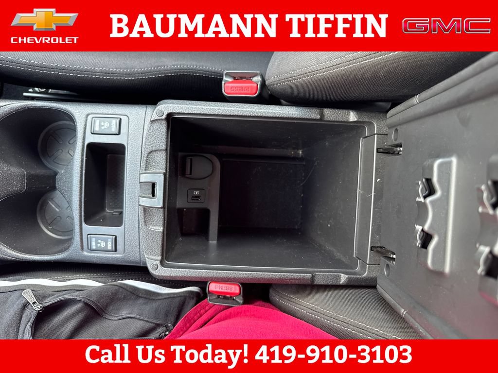 Used 2019 Nissan Rogue Sport SV w/ Technology Package FWD image 16
