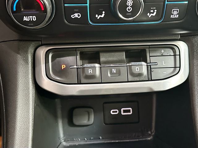 Used 2021 GMC Acadia SLE w/ LPO, Floor Liner Package image 18