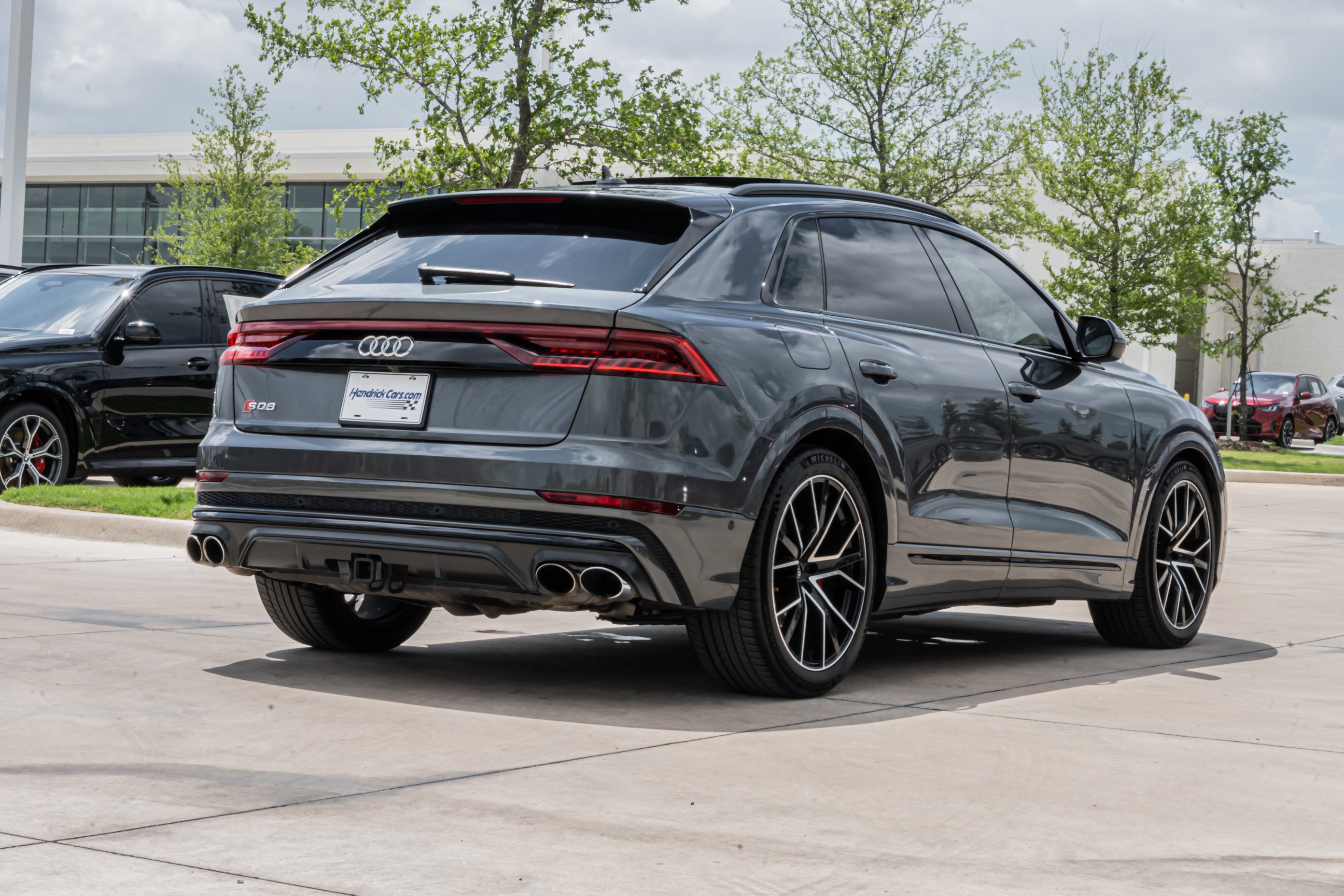 Used 2022 Audi SQ8 Prestige image 9