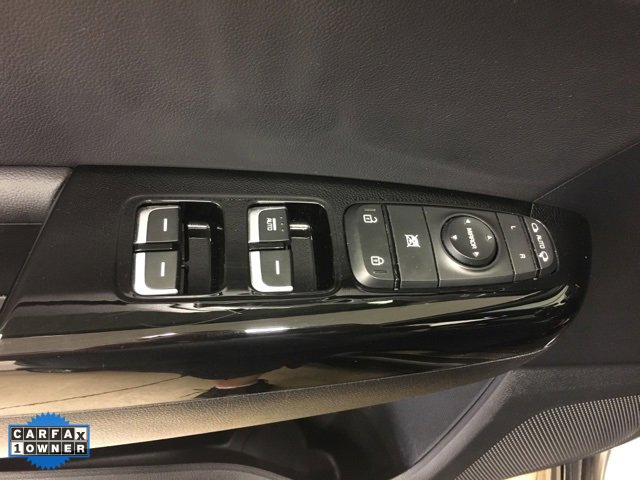 Used 2022 Kia Sportage Nightfall Edition w/ Nighfall AWD Premium Package image 35