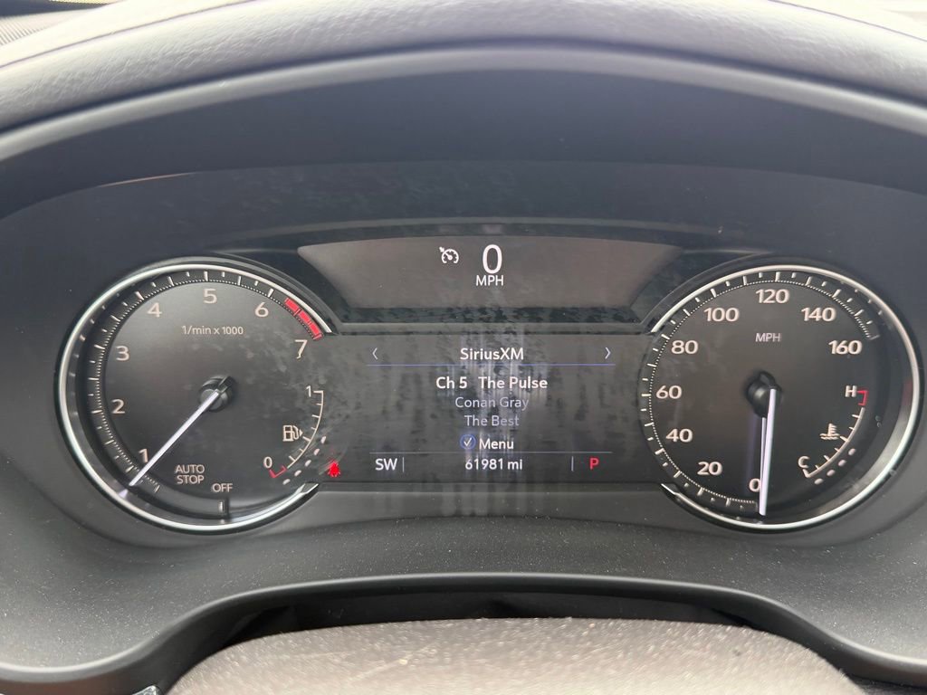 Used 2023 Cadillac XT4 Premium Luxury FWD image 17