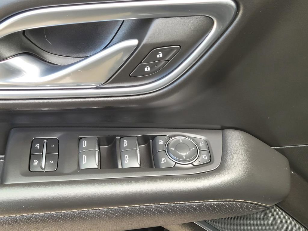 Certified 2023 Chevrolet Suburban Premier image 24