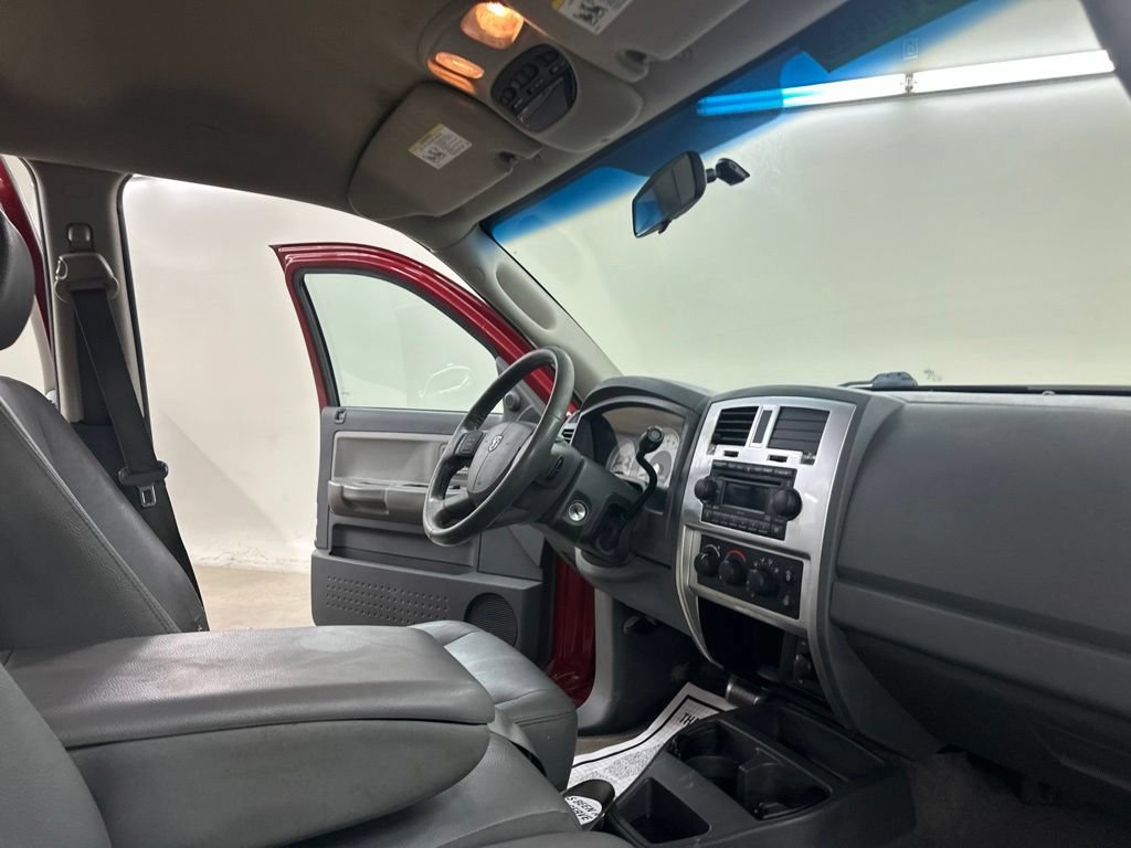 Used 2007 Dodge Dakota Laramie w/ Popular Equipment Group AWD/4WD image 17
