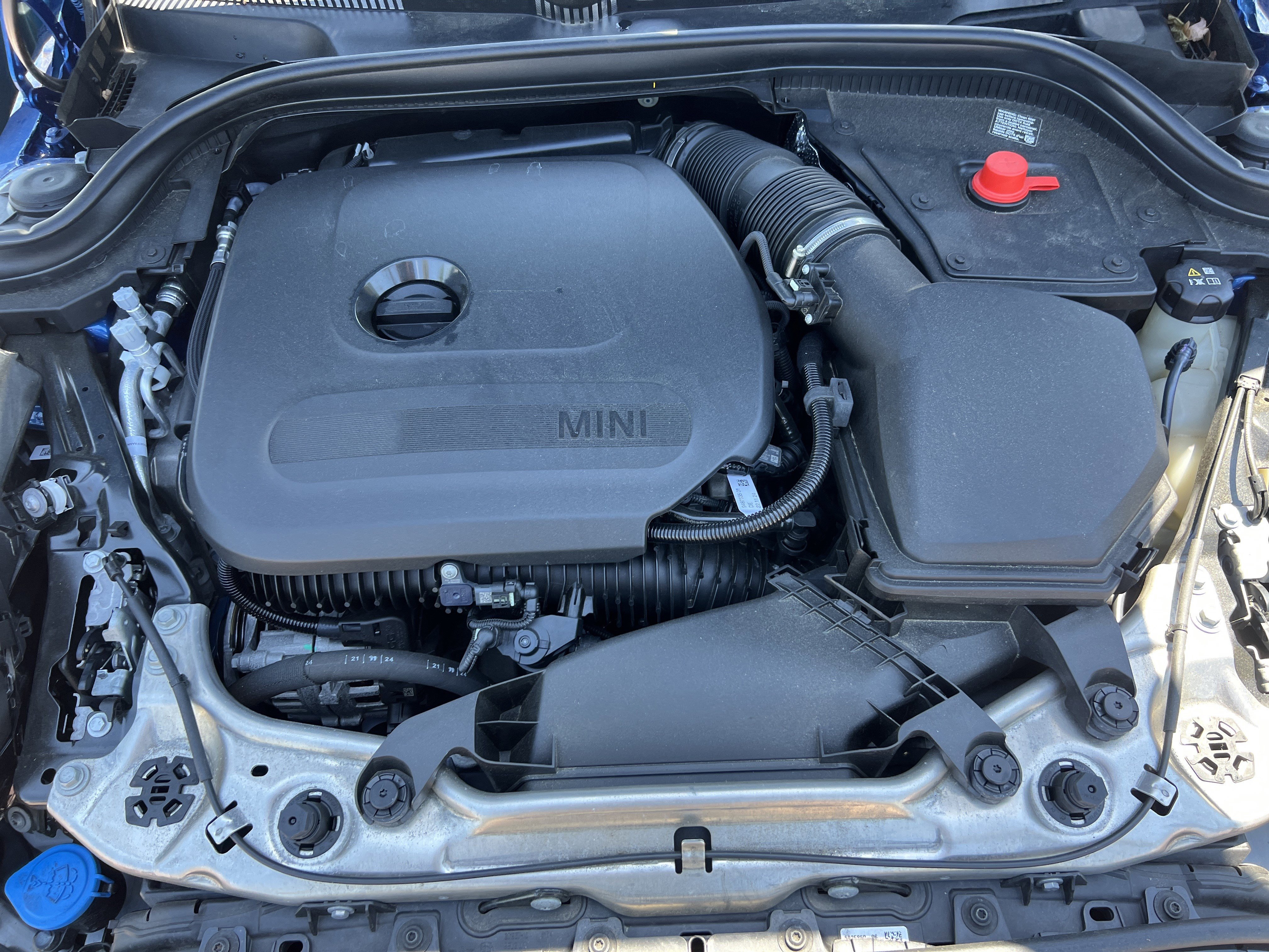 Certified 2025 MINI Cooper S FWD image 33