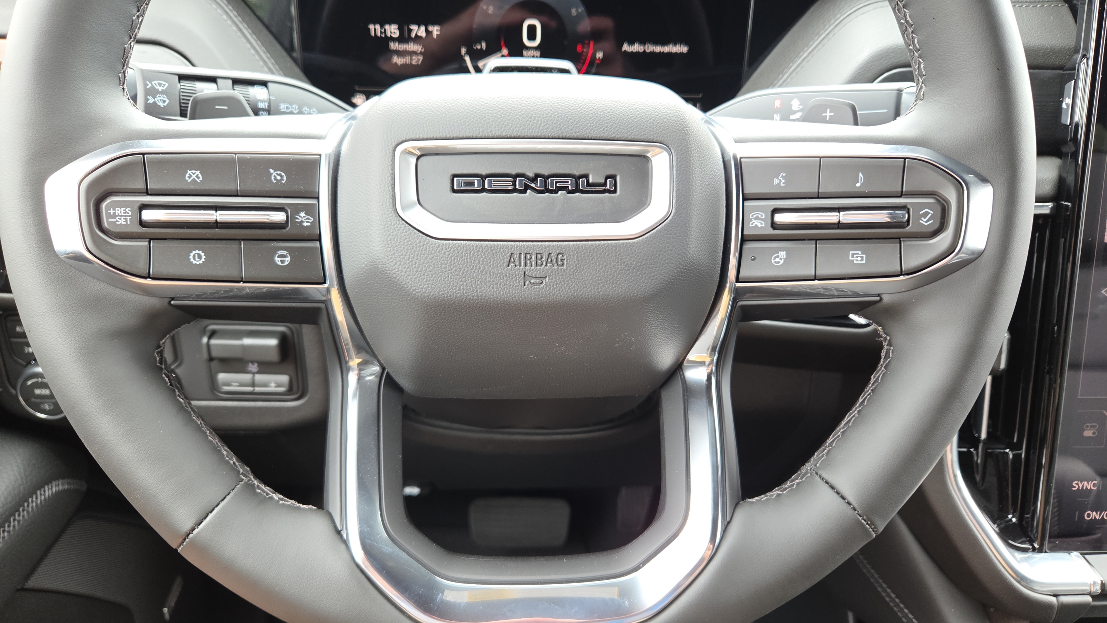 New 2026 GMC Yukon XL Denali w/ Denali Reserve Package AWD/4WD image 28