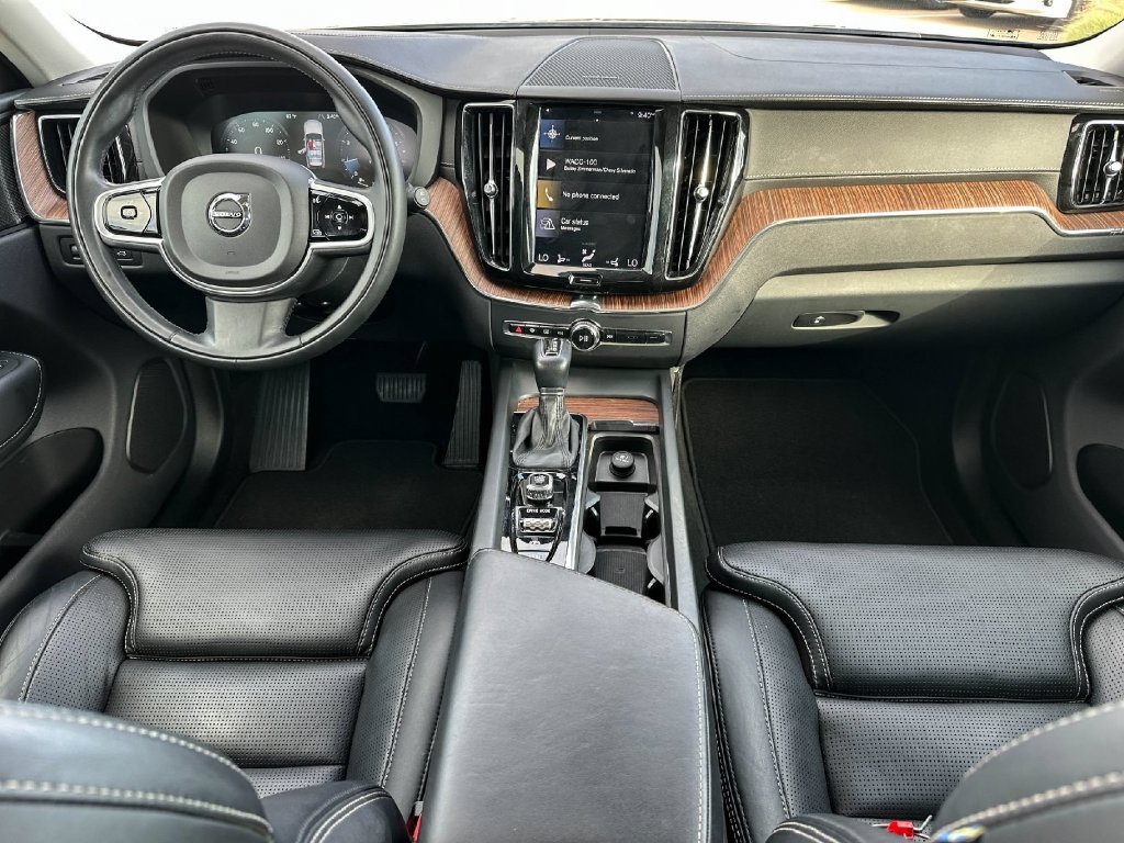 Used 2019 Volvo XC60 T5 Inscription w/ Protection Package Premier FWD image 11