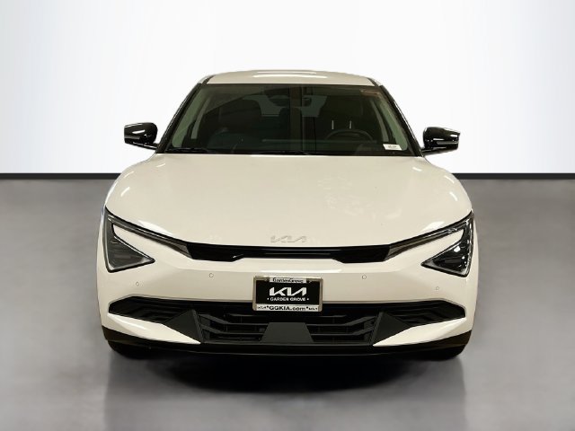 New 2026 Kia EV6 Light RWD image 2