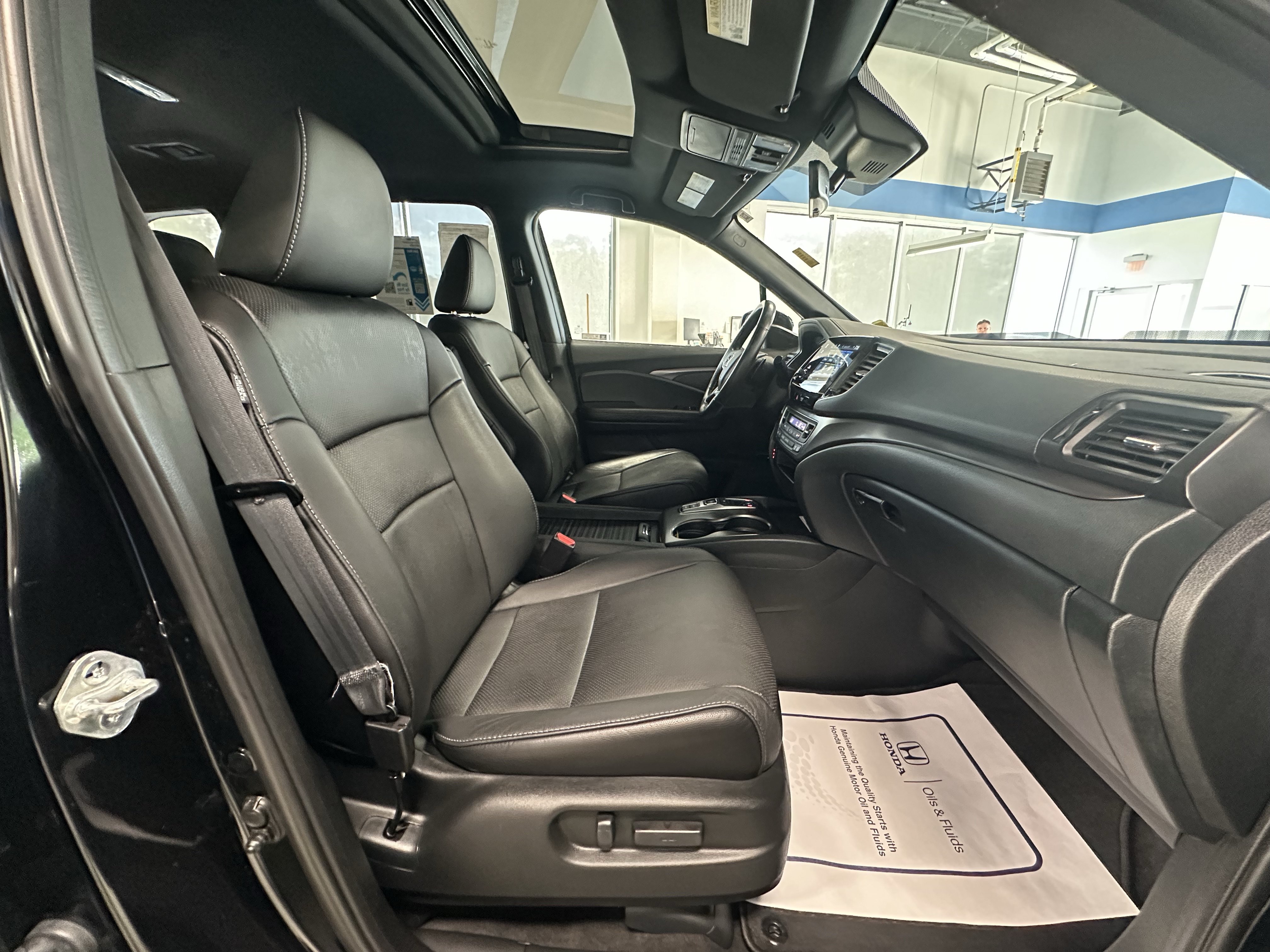 Used 2023 Honda Passport EX-L image 26