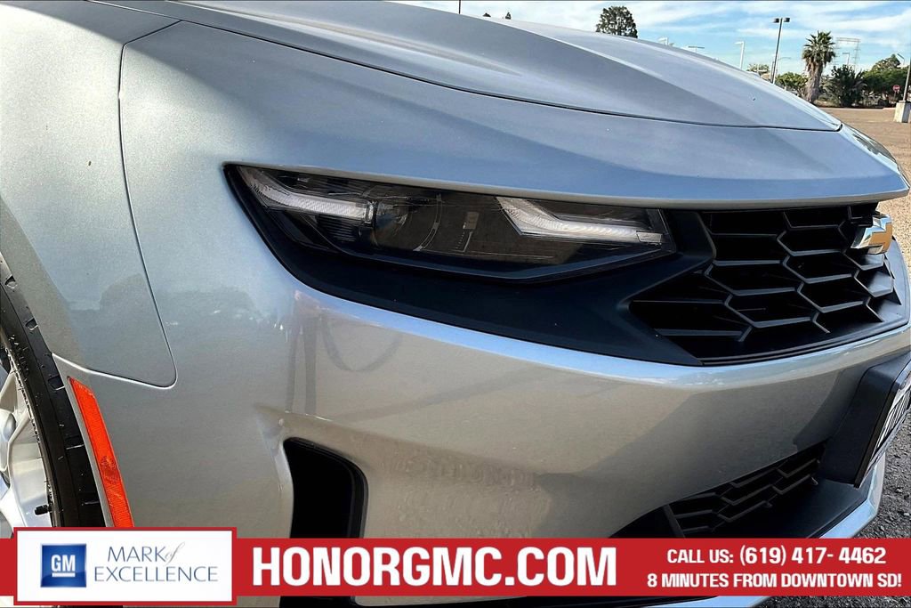 Used 2023 Chevrolet Camaro LT image 31