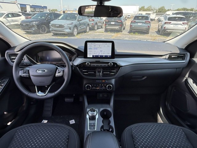 New 2025 Ford Escape Active w/ Cold Weather Package image 15