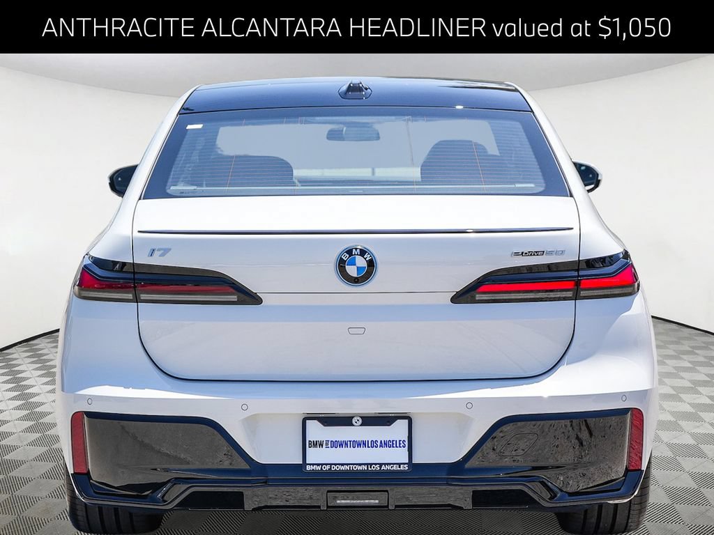 New 2026 BMW i7 eDrive50 w/ Executive Package RWD image 5