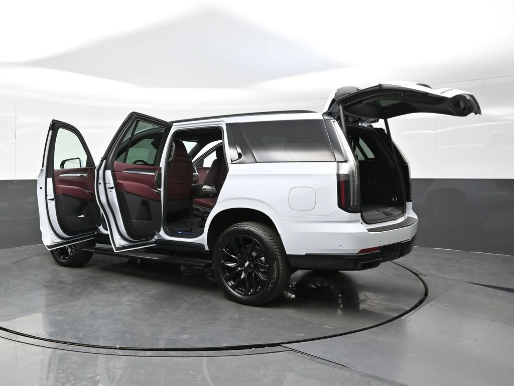 New 2026 Cadillac Escalade Sport w/ LPO, ONYX Package AWD/4WD image 48
