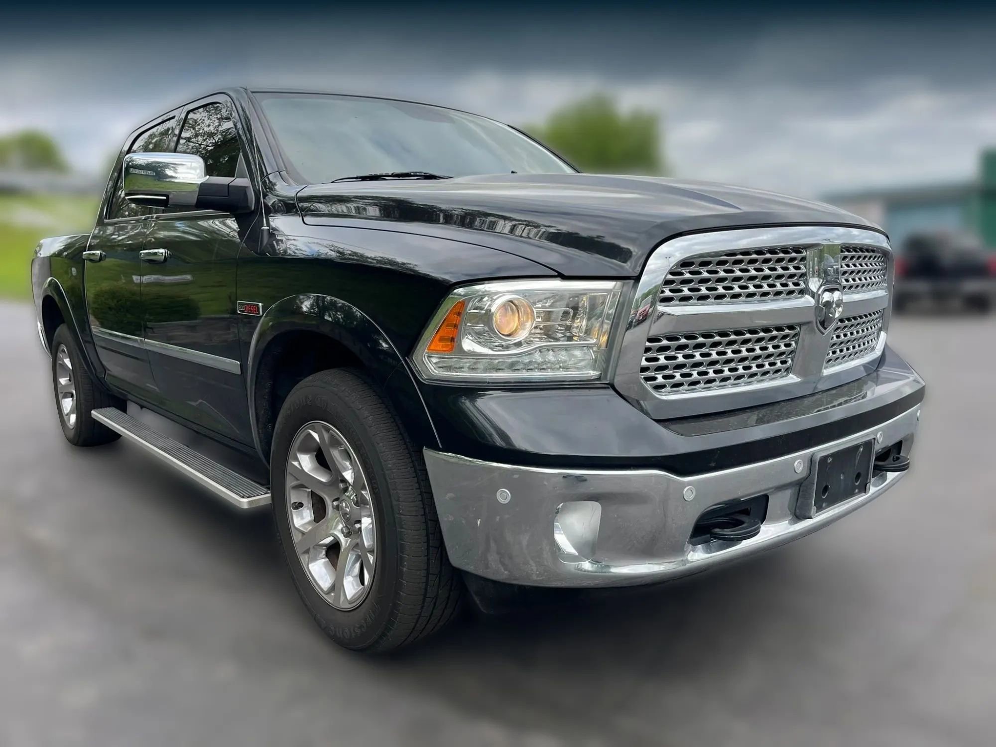 Used 2018 RAM 1500 Laramie w/ Convenience Group image 3
