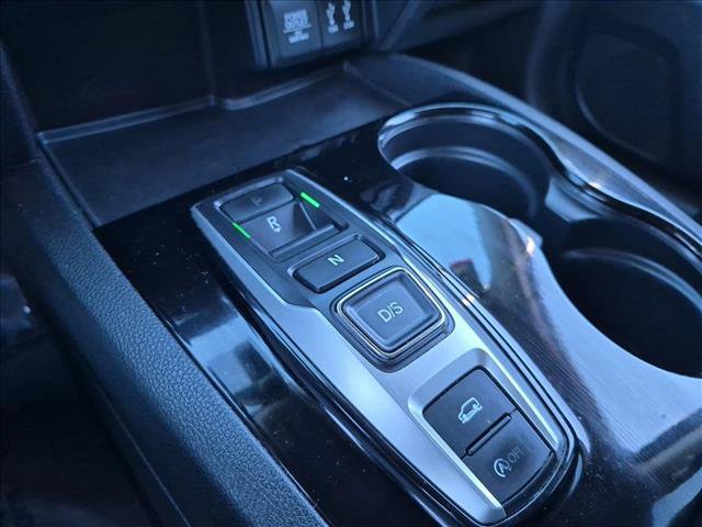 Used 2016 Honda Pilot Touring image 12