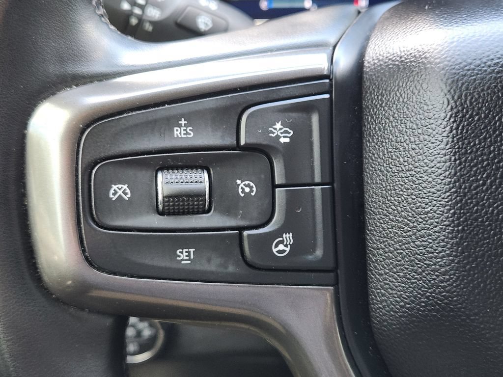 Used 2024 Chevrolet Silverado 2500 ZR2 w/ Technology Package AWD/4WD image 33