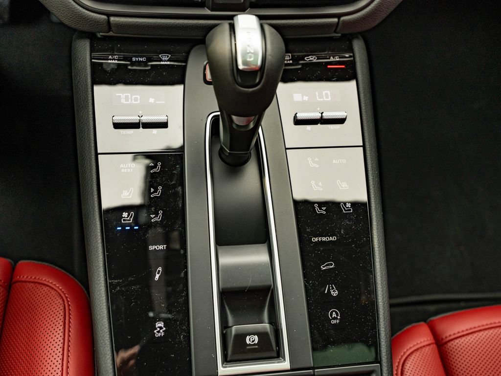 New 2026 Porsche Macan S AWD/4WD image 33