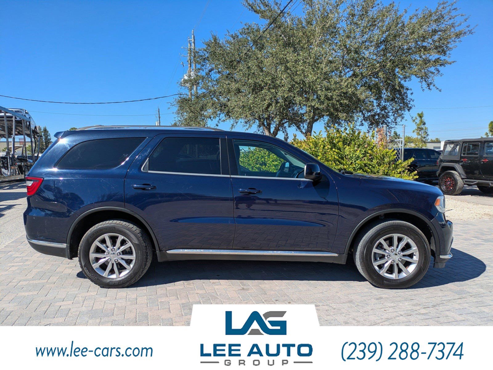 Used 2018 Dodge Durango SXT w/ Quick Order Package 2BB image 2