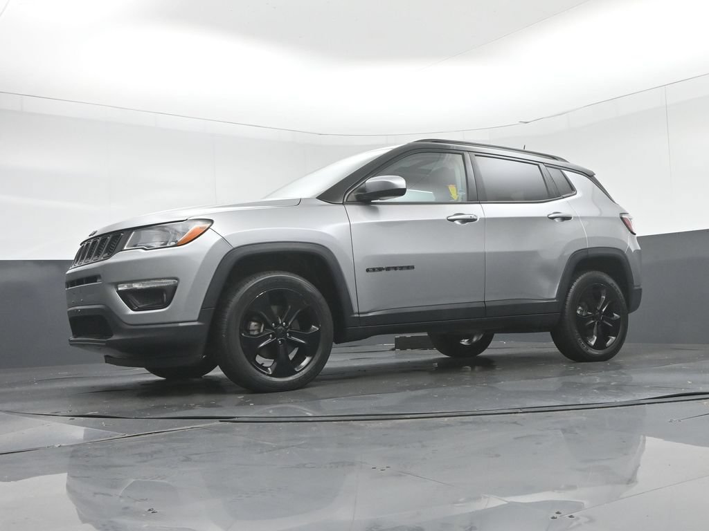 Used 2019 Jeep Compass Latitude AWD/4WD image 49