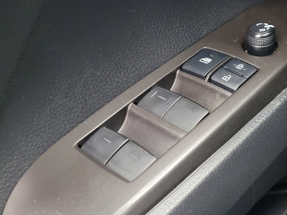 Used 2022 Toyota Camry LE FWD image 27