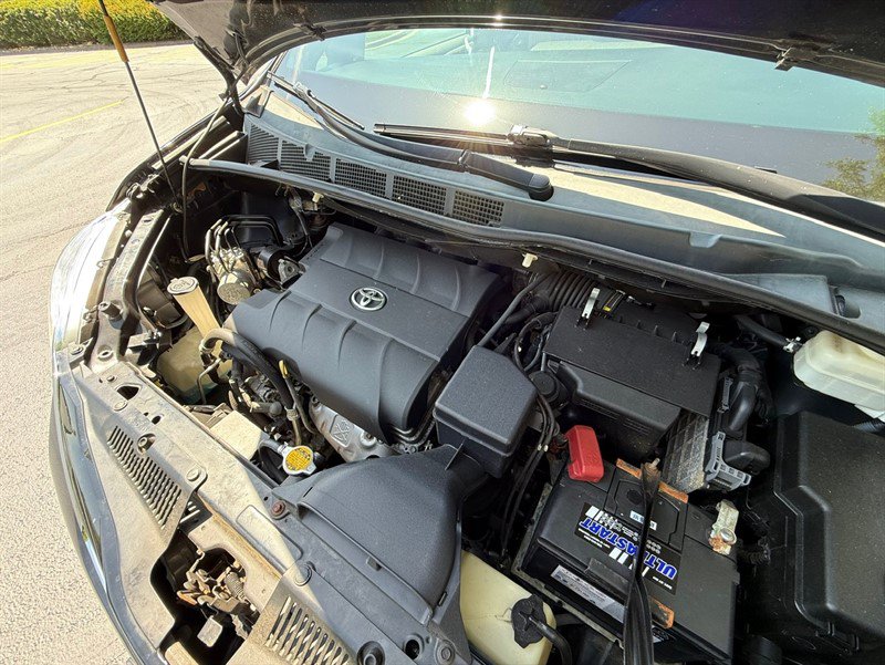 Used 2015 Toyota Sienna LE FWD image 32