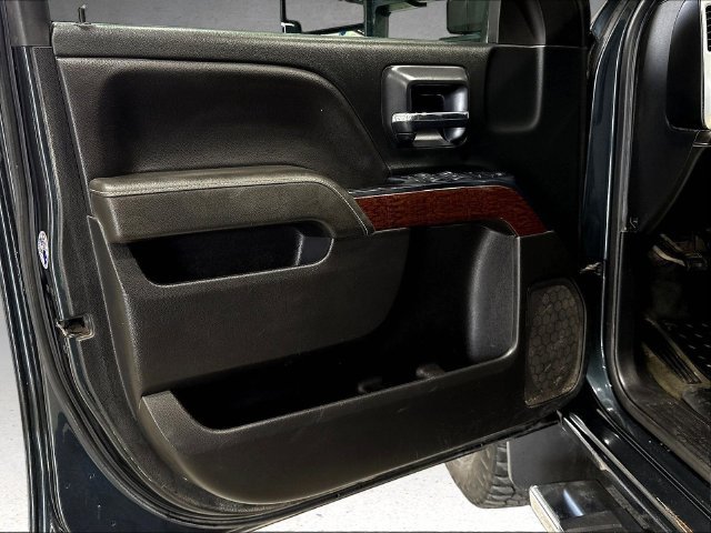 Used 2018 GMC Sierra 3500 SLE w/ SLE Preferred Package AWD/4WD image 23