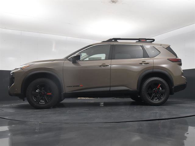 Certified 2025 Nissan Rogue SV image 27