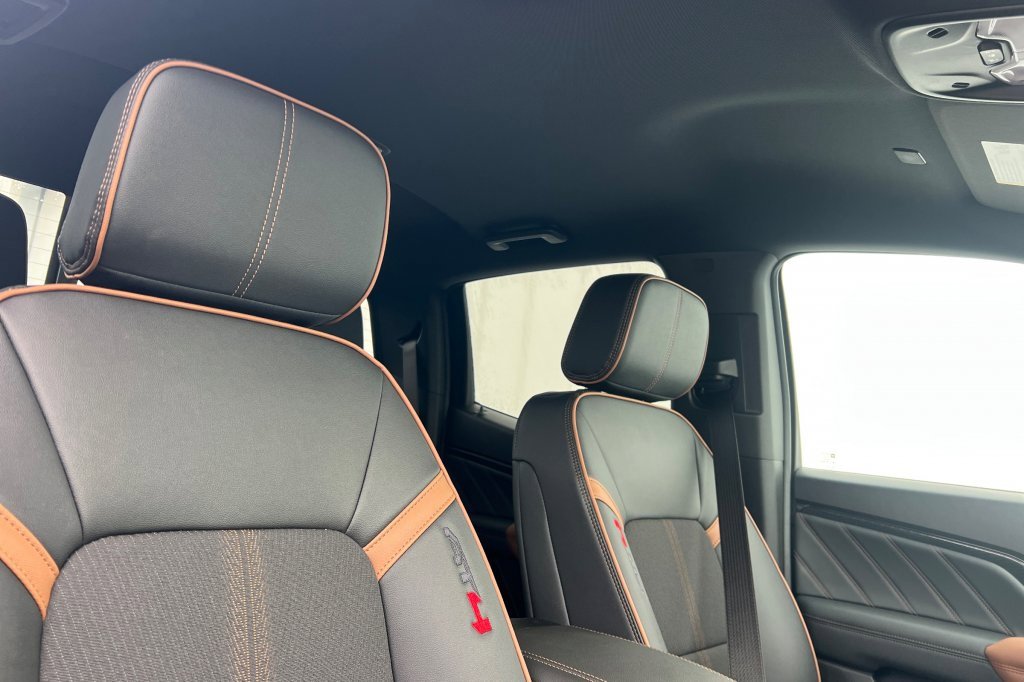 New 2026 GMC Canyon AT4 image 13