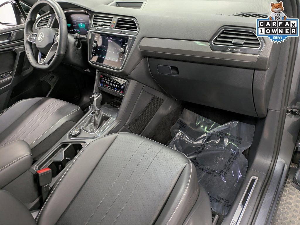 Used 2022 Volkswagen Tiguan SE R-Line AWD/4WD image 31