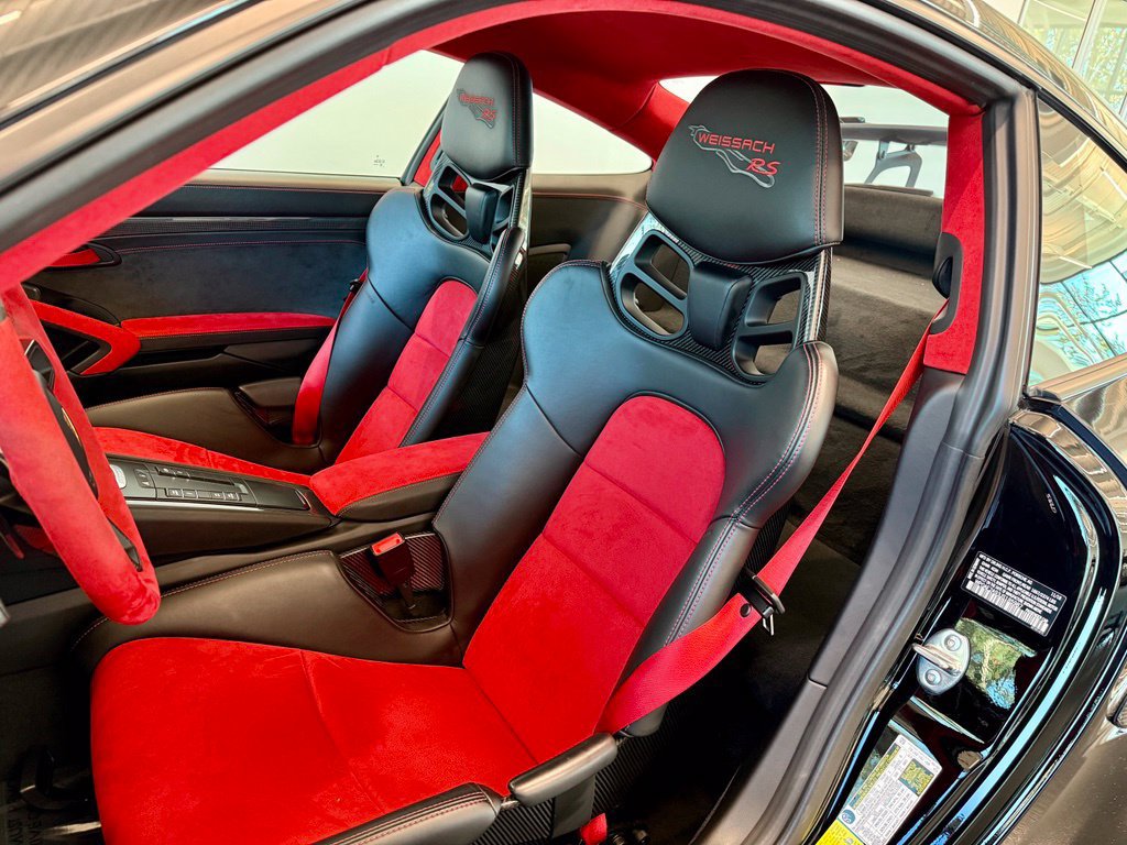Used 2018 Porsche 911 GT2 RS RWD image 2