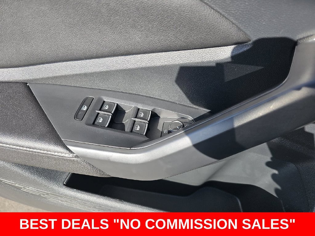 Used 2025 Volkswagen Jetta Sport FWD image 27